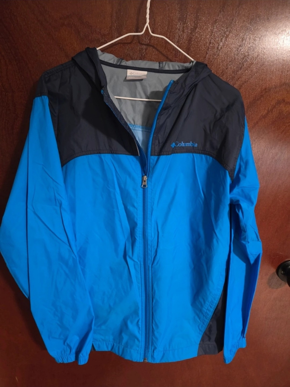 Columbia Men's Blue and Black Lightweight Hooded Jacket